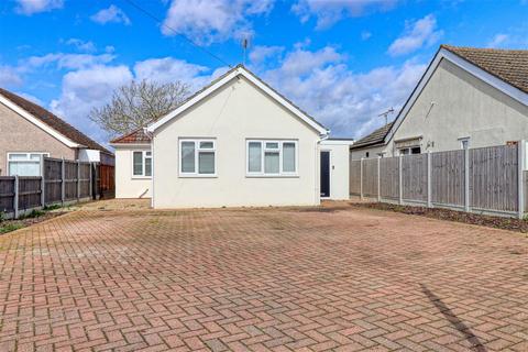 4 bedroom bungalow for sale, Great Clacton, Great Clacton CO15