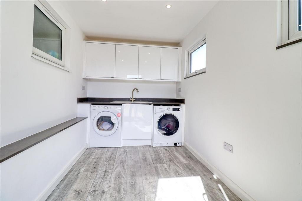 Porch/Utility Room