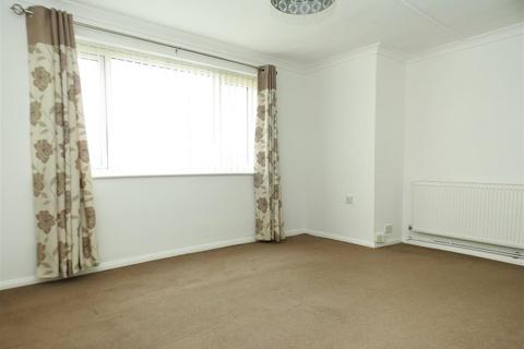 32 Egerton Road, Prescot, L34 3LT
