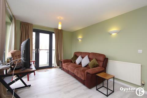 2 bedroom flat to rent, Penniwell Close, Chantry Court, HA8