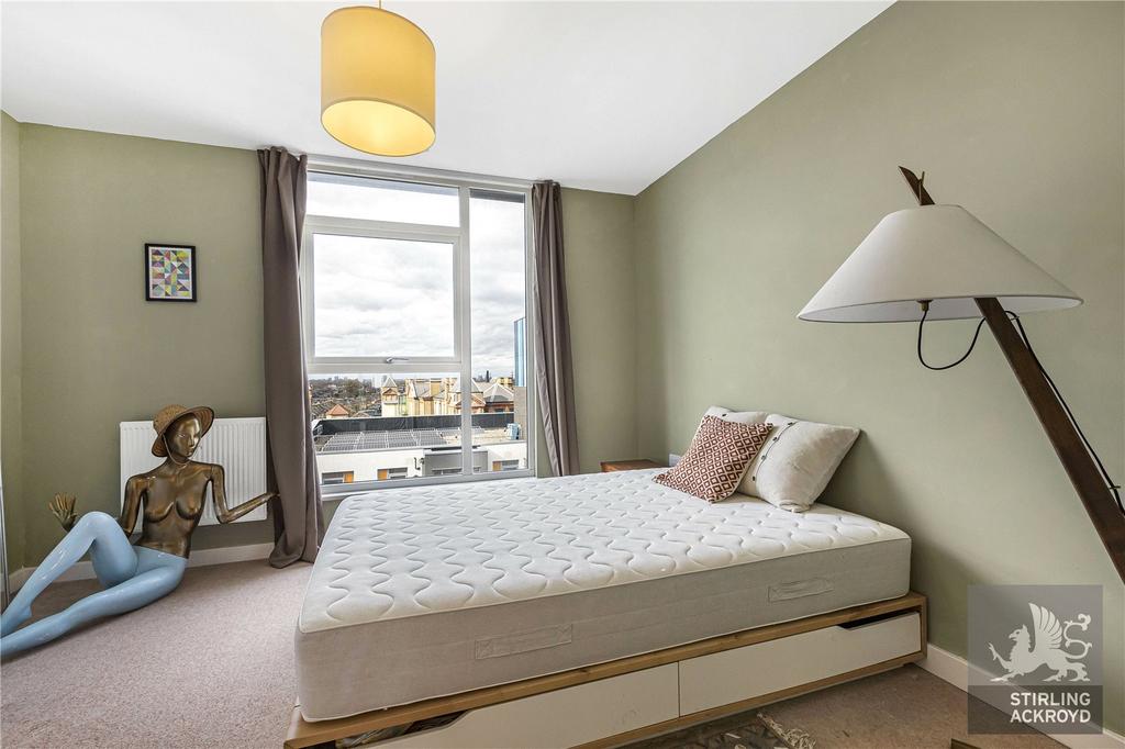 Pbedroom