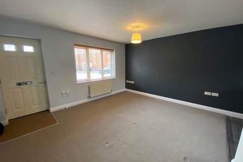 2 bedroom flat for sale, Northfeilds Court, Taunton TA1