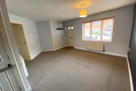 2 bedroom flat for sale, Northfeilds Court, Taunton TA1