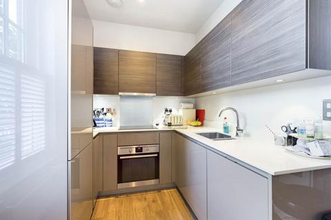 33 Martin Drive, Stone, Dartford, DA2 6BF