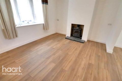 3 bedroom semi-detached house to rent, Windsor Street, Wolverton