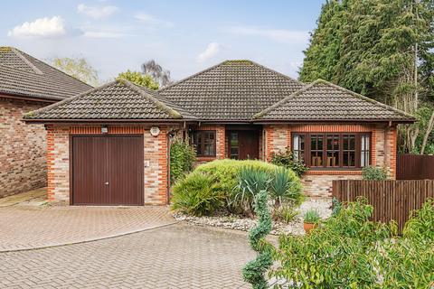 3 bedroom bungalow for sale, Briery Court, Chorleywood, Rickmansworth