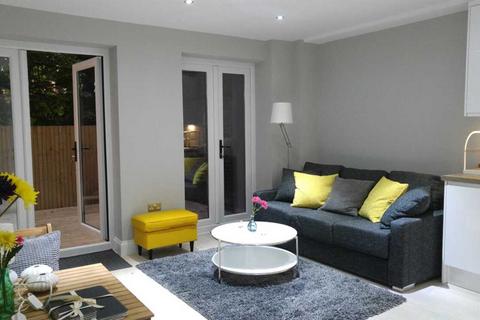 1 bedroom apartment to rent, Ladbroke Grove, London