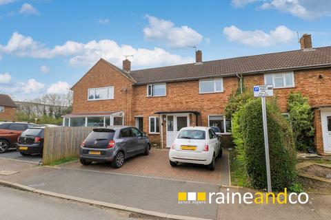 5 bedroom terraced house for sale, Holly Close, Hatfield