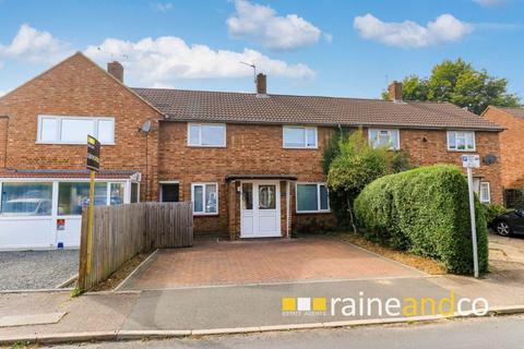 5 bedroom terraced house for sale, Holly Close, Hatfield