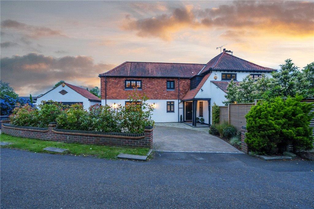 The Drive, Chislehurst, Kent 4 bed detached house for sale £1,495,000