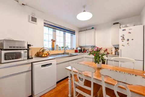 1 bedroom flat for sale, Tufnell Park Road, Tufnell Park, London, N7