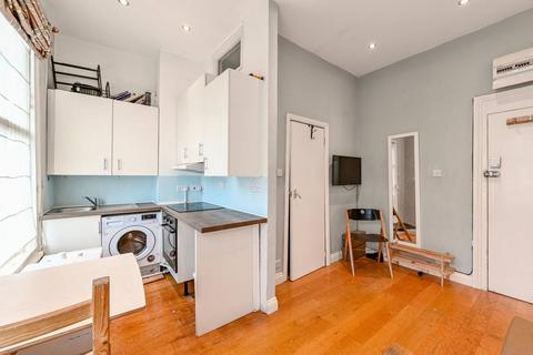 Studio for sale, Hargrave Road, Archway, London, N19