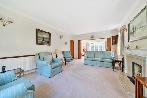 20 Crossacres, Woking, GU22 8QS