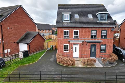 4 bedroom semi-detached house for sale, Penhurst Way, St. Helens, WA9