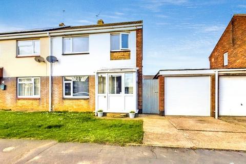 3 bedroom semi-detached house for sale, Teanby Drive, Winterton, Scunthorpe, Lincolnshire, DN15 9XN