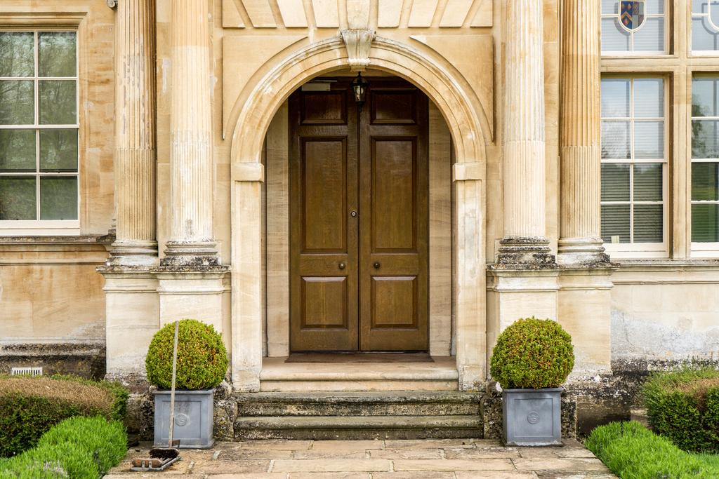 7 Sherborne House, Sherborne, GL54 3 DZ, for...