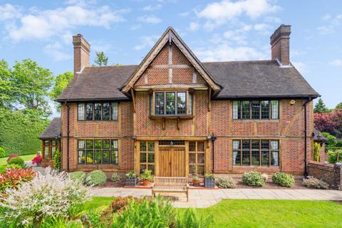 5 bedroom detached house for sale, Woodside Hill, Chalfont St Peter, Gerrards Cross, Buckinghamshire