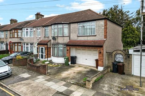 83 Shirley Gardens, Barking, IG11 9XB