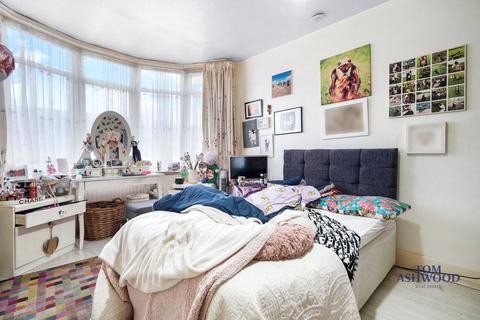 83 Shirley Gardens, Barking, IG11 9XB