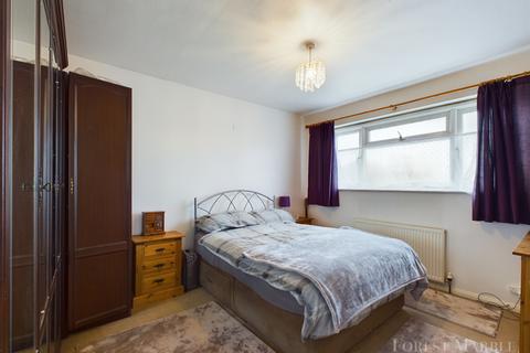 15 Locks Hill, Frome, BA11 1NA