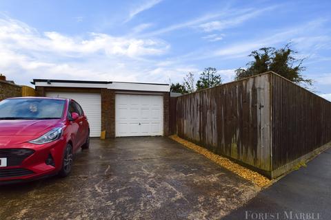 15 Locks Hill, Frome, BA11 1NA
