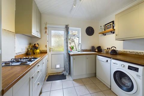 62 Bazeley Road, Matson, Gloucester, GL4 6JF