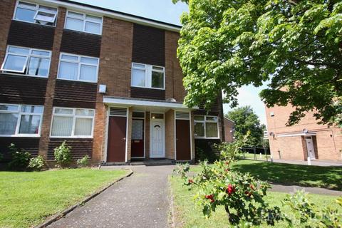 2 bedroom apartment to rent, Lyndwood Court, Leicester LE2