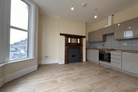 2 bedroom flat to rent, Beechfield Road, Catford, SE6