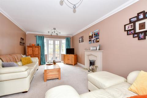 4 bedroom detached house for sale, Chapman Fields, Cliffsend, Ramsgate, Kent