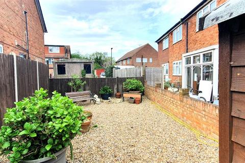 3 Wellington Road, Feltham, TW14 9QX