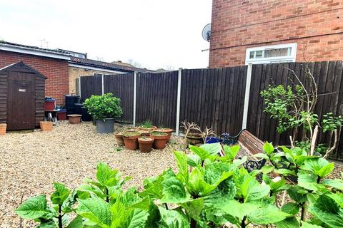 3 Wellington Road, Feltham, TW14 9QX