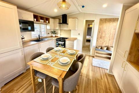 2 bedroom static caravan for sale, Rawcliffe Holiday Park, Wyreside PR3