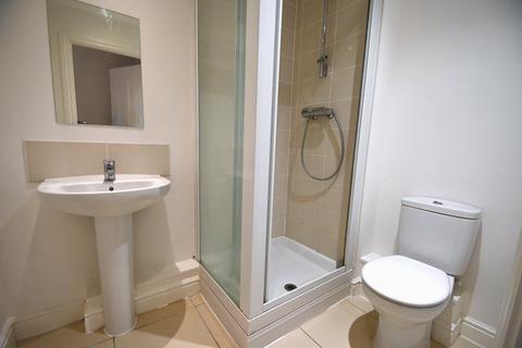 122 Chadwick Road, Slough, SL3 7FW