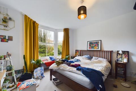 2 bedroom flat for sale, Musgrove Road, New Cross, SE14