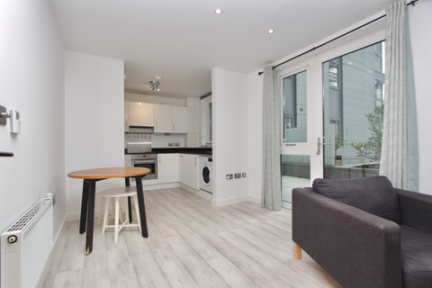 1 bedroom apartment to rent, Aquarelle House, City Road, Islington EC1V
