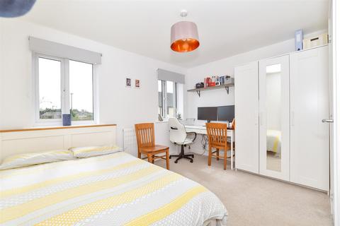 3 bedroom end of terrace house for sale, Kenney Drive, Wick, Littlehampton, West Sussex