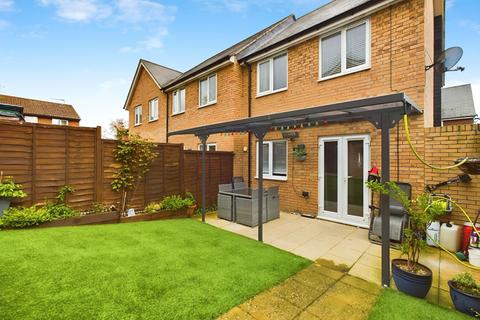 2 bedroom end of terrace house for sale, Banks End, Bury, Cambridgeshire.