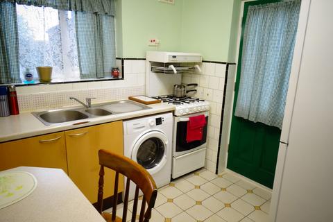 62 Metcalf Road, Ashford, TW15 1EZ