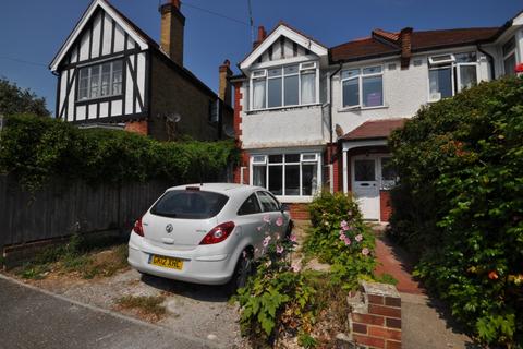 4 bedroom semi-detached house to rent, King Edward Avenue Broadstairs CT10