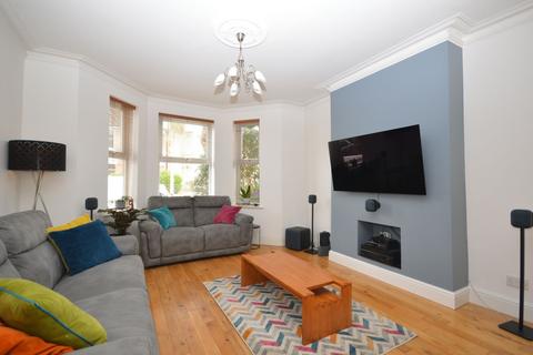 24 Quested Road, Folkestone, CT19 4BY