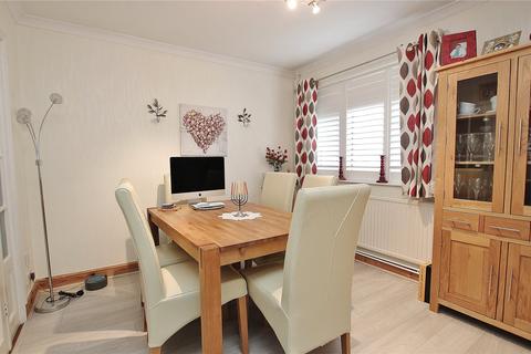 11 Connaught Crescent, Brookwood, Woking, GU24 0AN