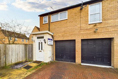 32 Birch Covert, Thetford, IP24 2UL