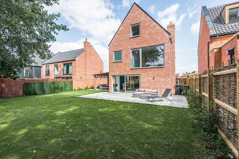 4 bedroom detached house for sale, Ingoldisthorpe