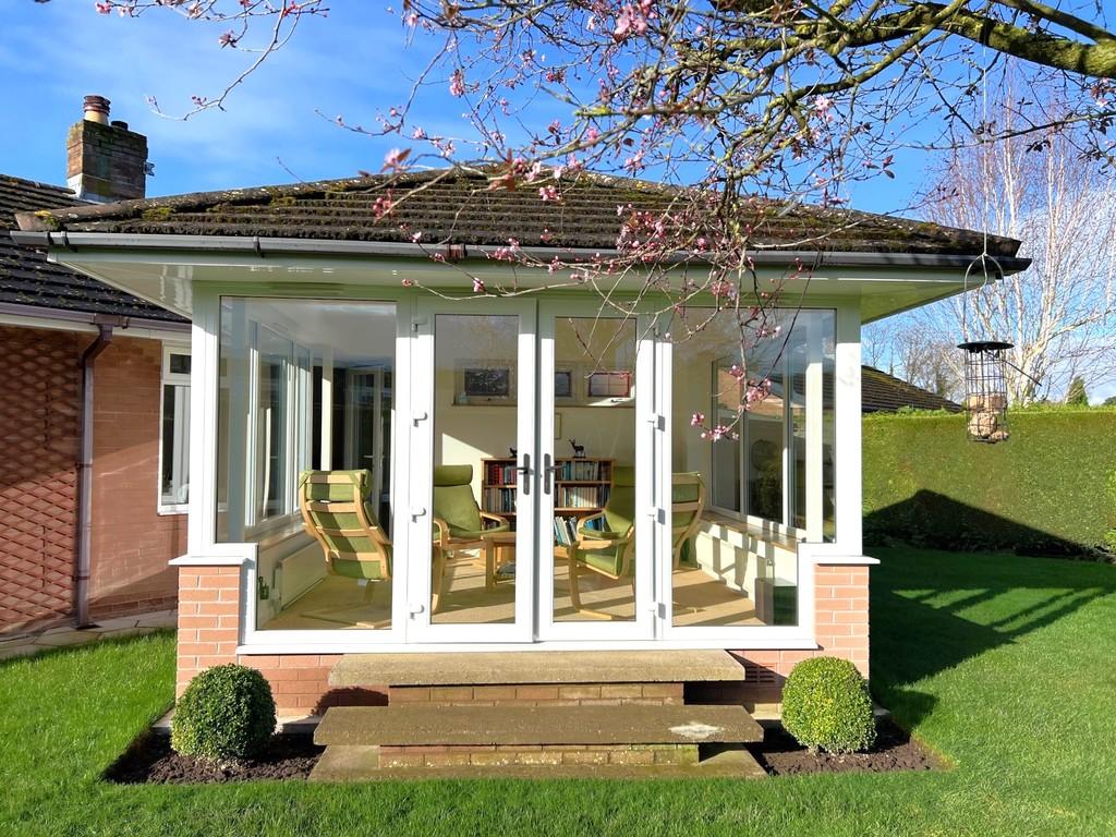 Garden room