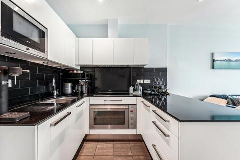 2 bedroom apartment for sale, Juniper Drive, London SW18