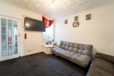 3 bedroom terraced house for sale, Queens Road, Southall