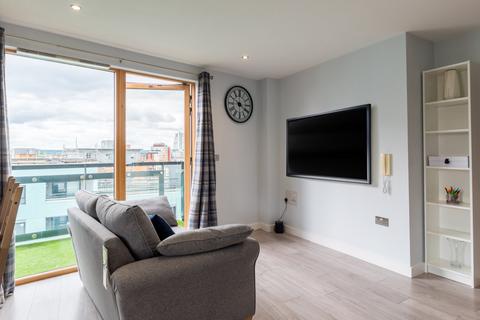 2 bedroom apartment for sale, Gateway East, Leeds LS9