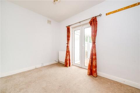 8 Midland Road, Baildon, Shipley, BD17 6AT