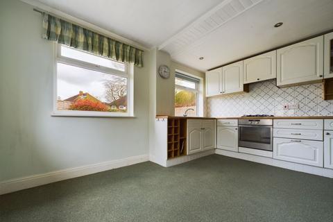 6 Brooklands Road, Albrighton, Wolverhampton, WV7 3DW