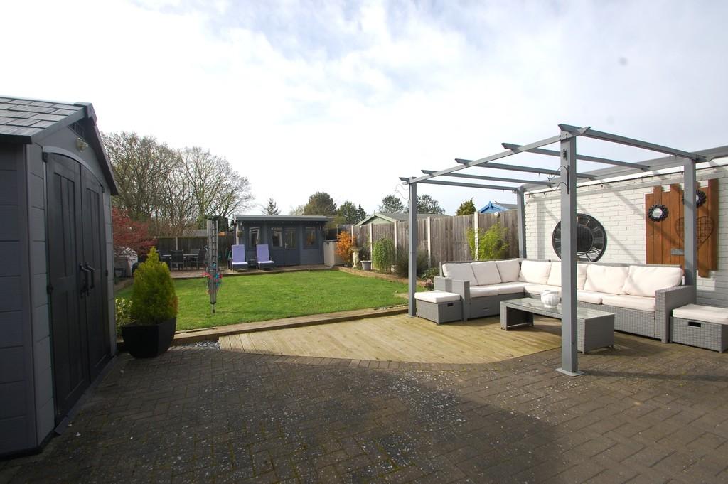 Vine Road, Tiptree 3 bed detached bungalow for sale £500,000